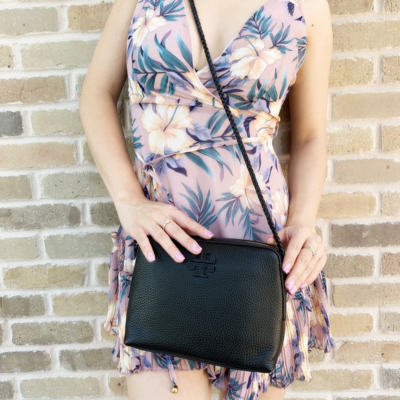 Gaby’sBags-Tory Burch camera bag crossbody black - Picture 3 of 4